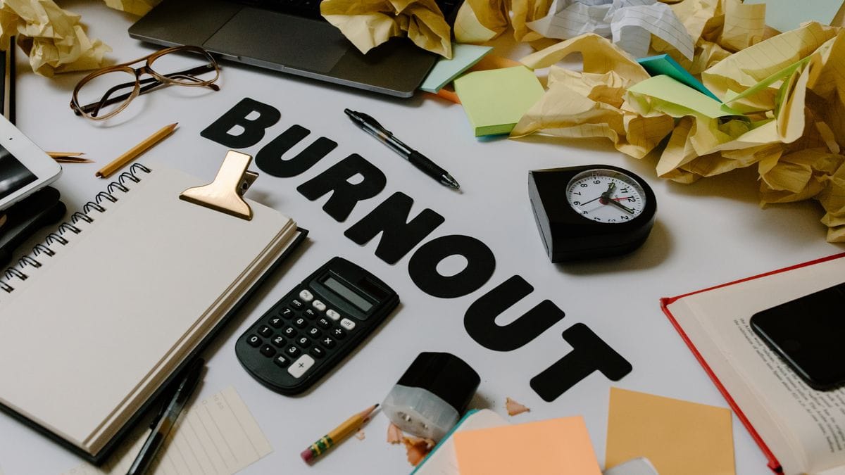 Síndrome de Burnout (Esgotamento Profissional)